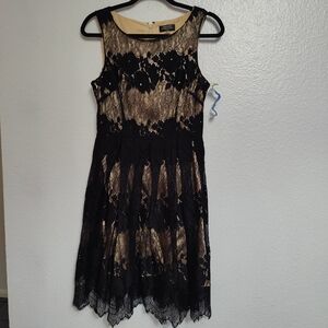 Tahari Arthur S. LEVINE BLACK FLORAL LACE DRESS SIZE 6P